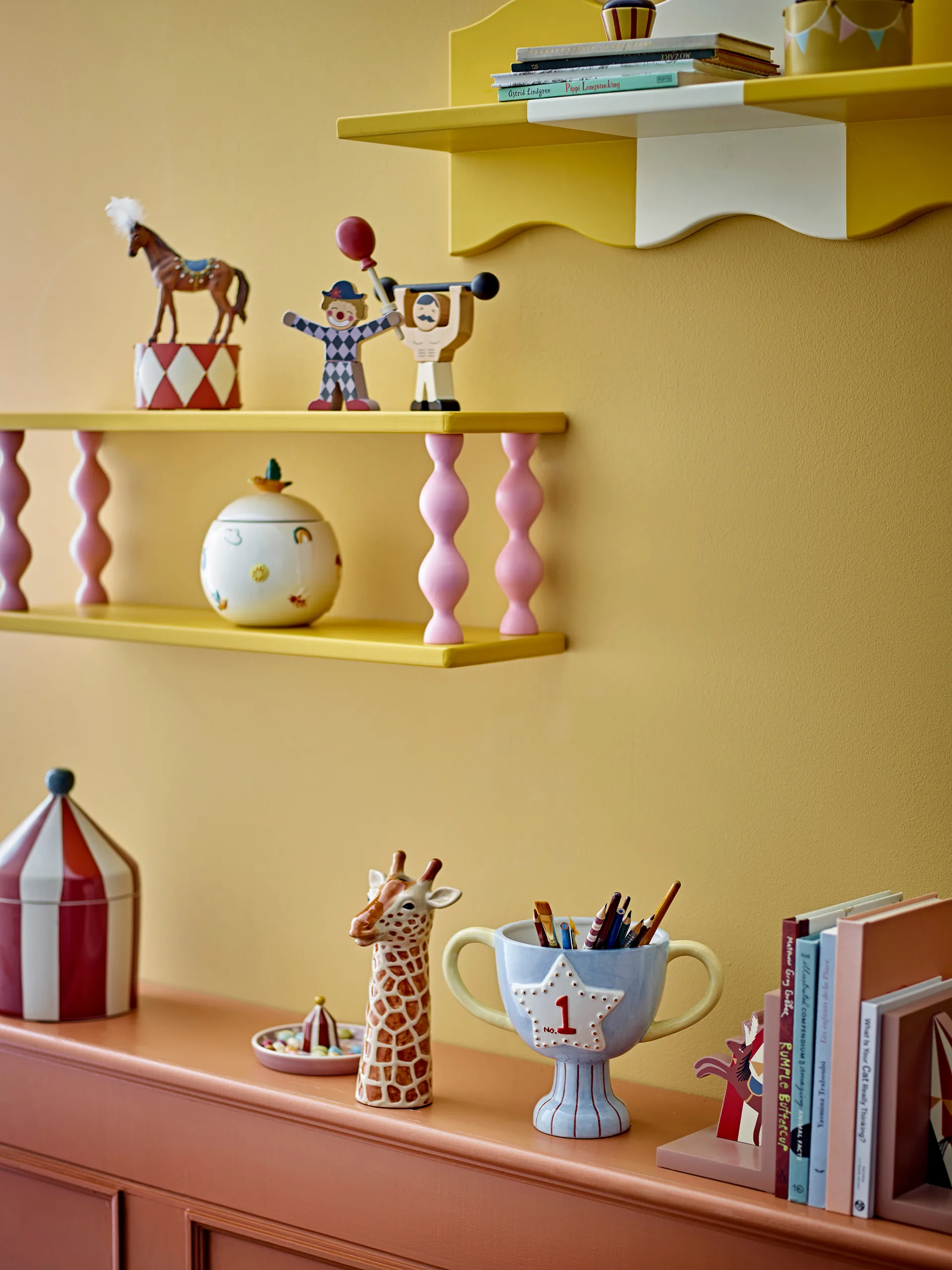 Półka Bibiola 60x21,5 cm, Żółty Bloomingville