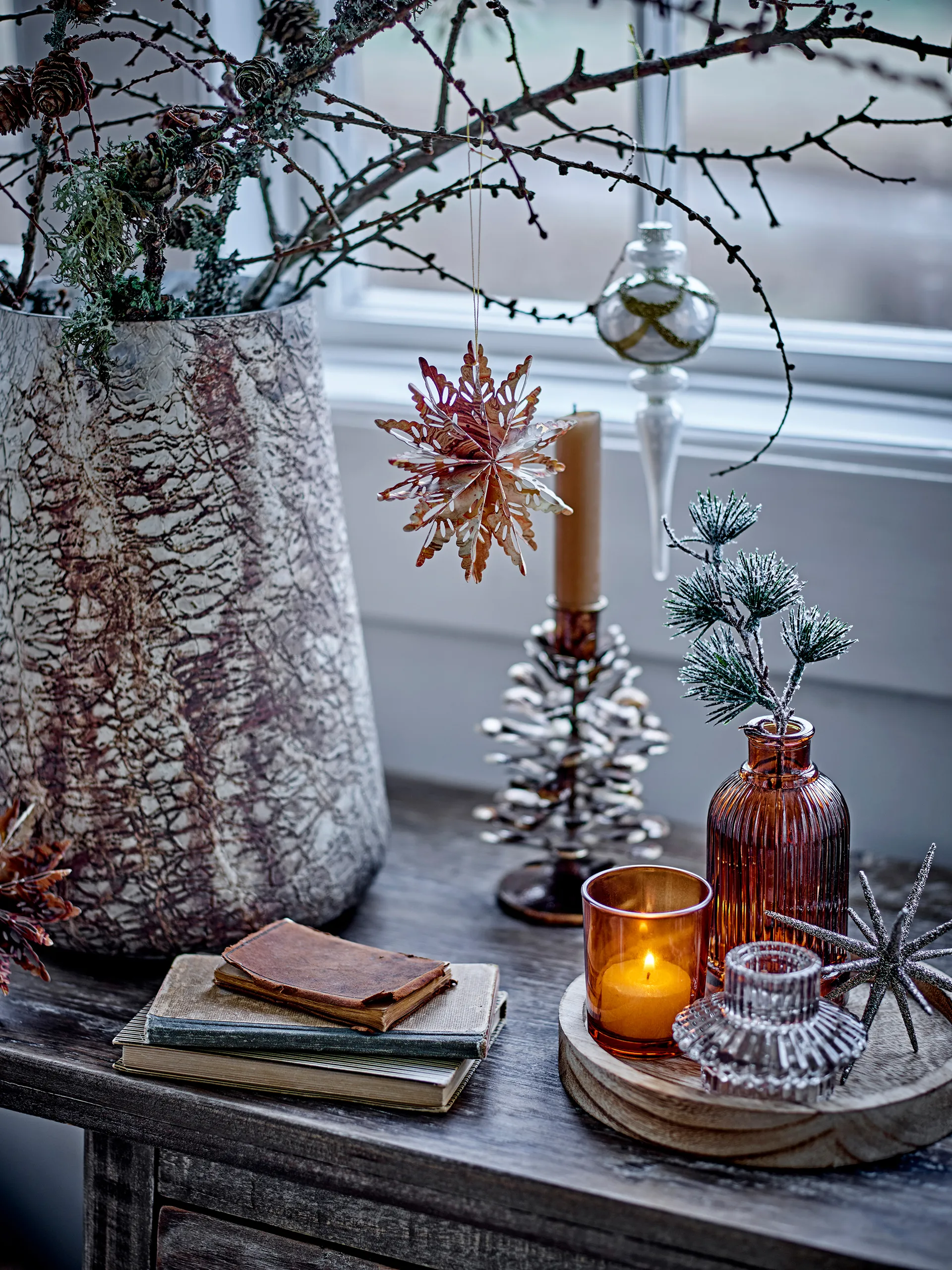 Taca Sanga okrągła z elementami dekoracyjnymi, 6 części, Złoty Bloomingville