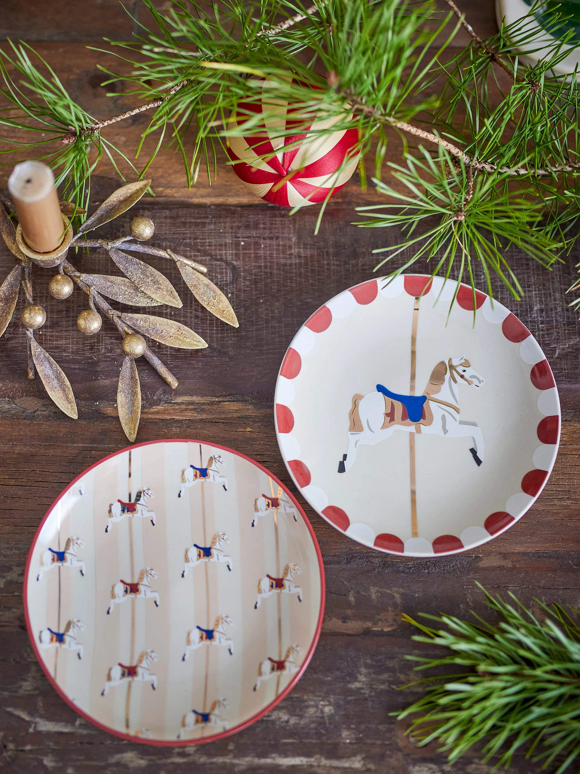 Talerz merry-go-round Ø16 cm, 2 części, Beżowo-czerwony Bloomingville