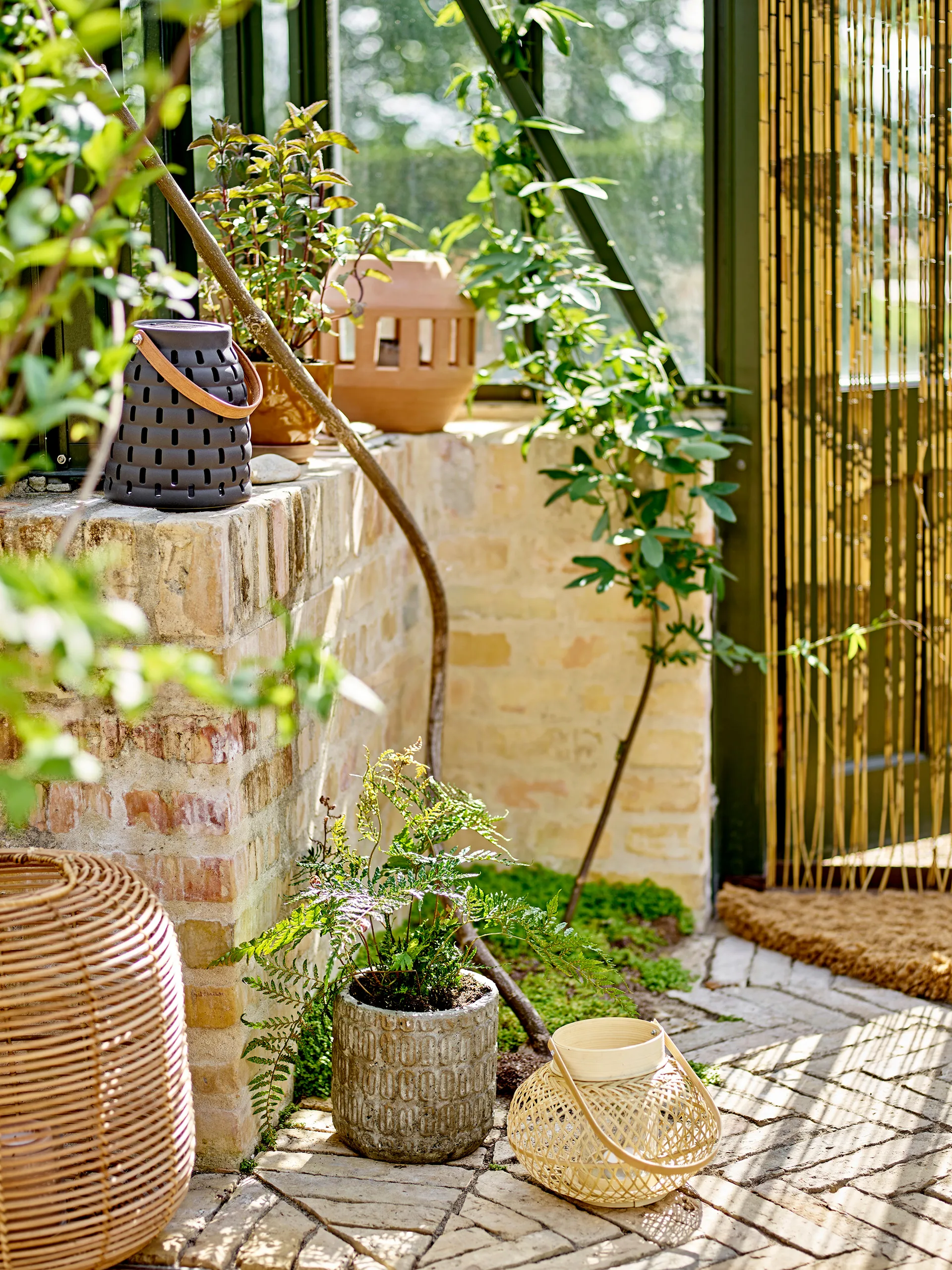 Trellis latarnia na baterie słoneczne 18 cm, Czarny Bloomingville