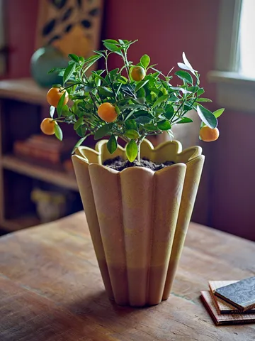 Wazon Penn 25,5x29 cm - Żółty - Bloomingville