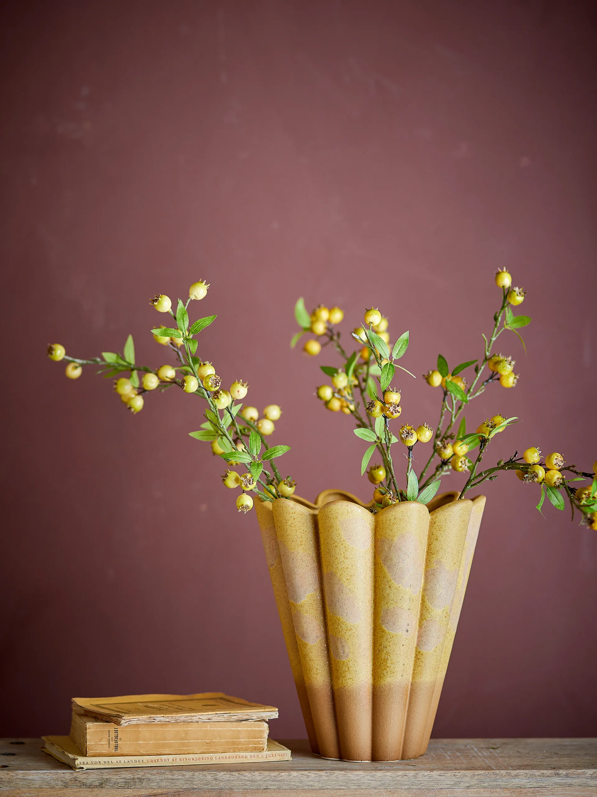 Wazon Penn 25,5x29 cm, Żółty Bloomingville