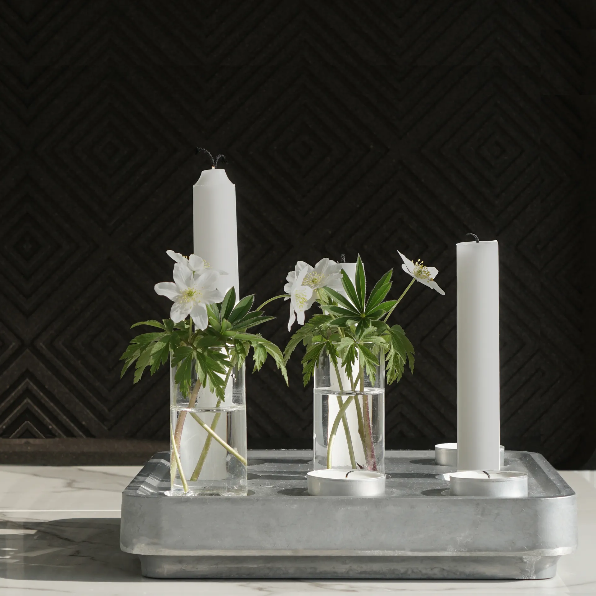 Podstawka na świecę aluminiowa, mała Born In Sweden