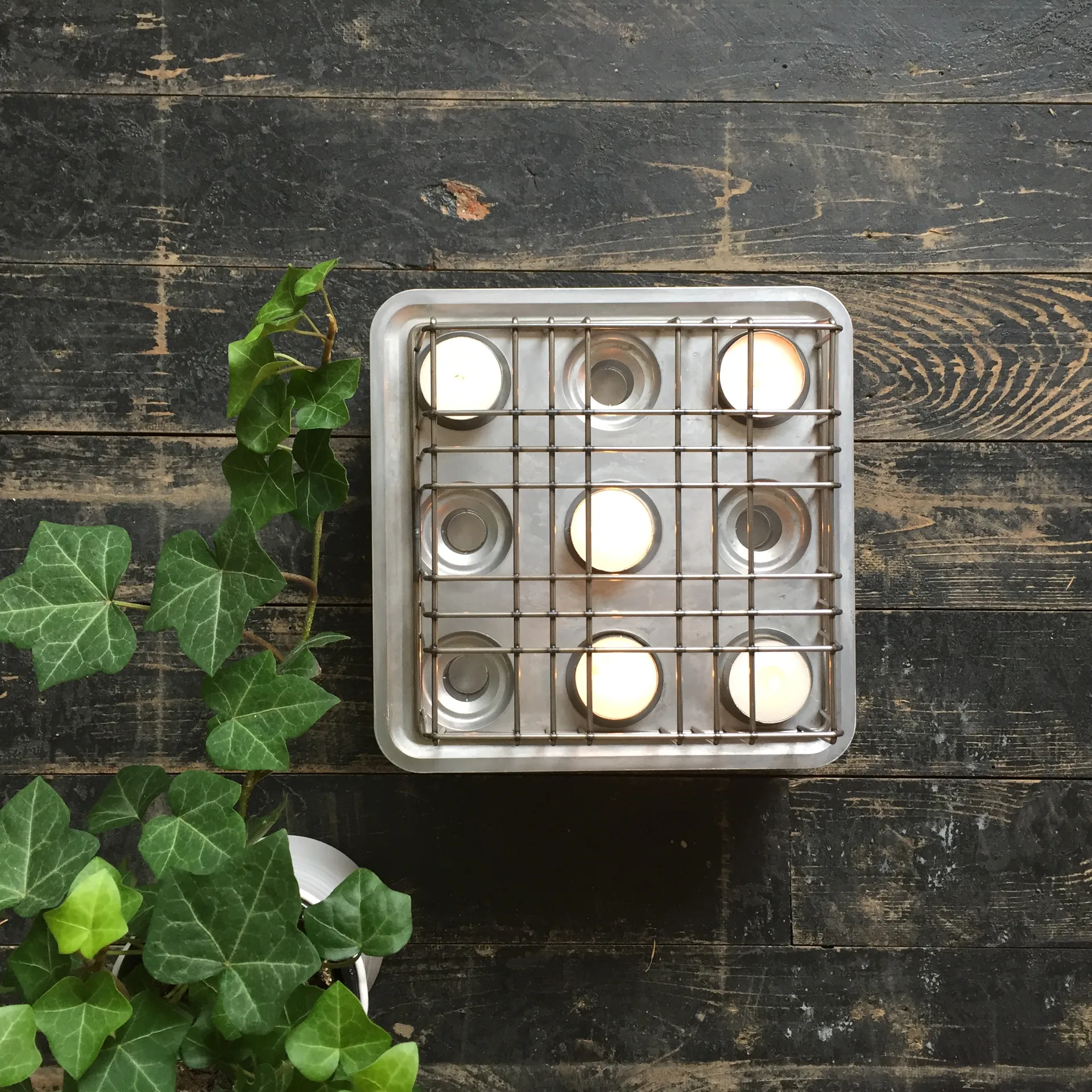 Podstawka na świecę aluminiowa, mała Born In Sweden