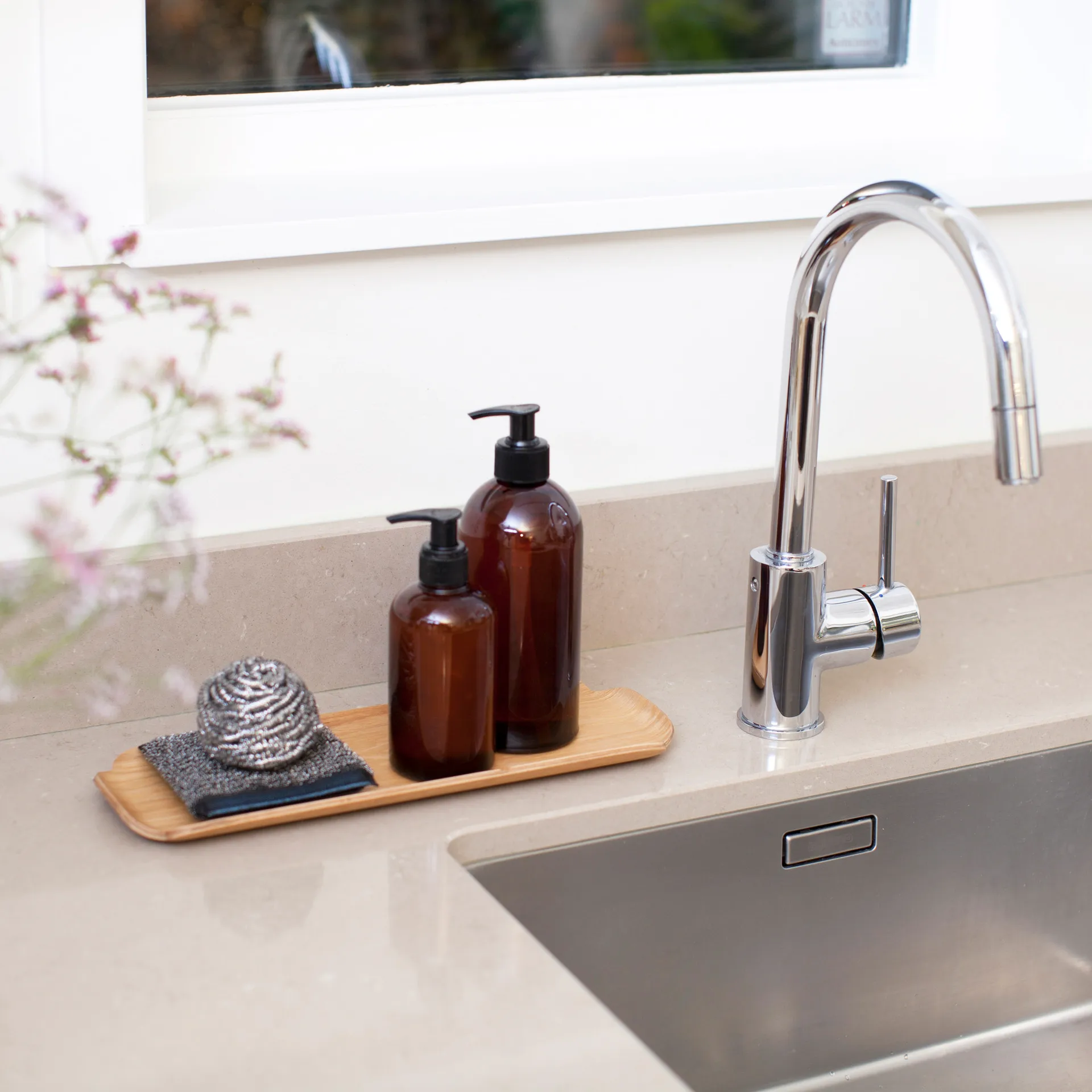 Drewniana taca w kształcie liścia Bosign, Wierzba Bosign