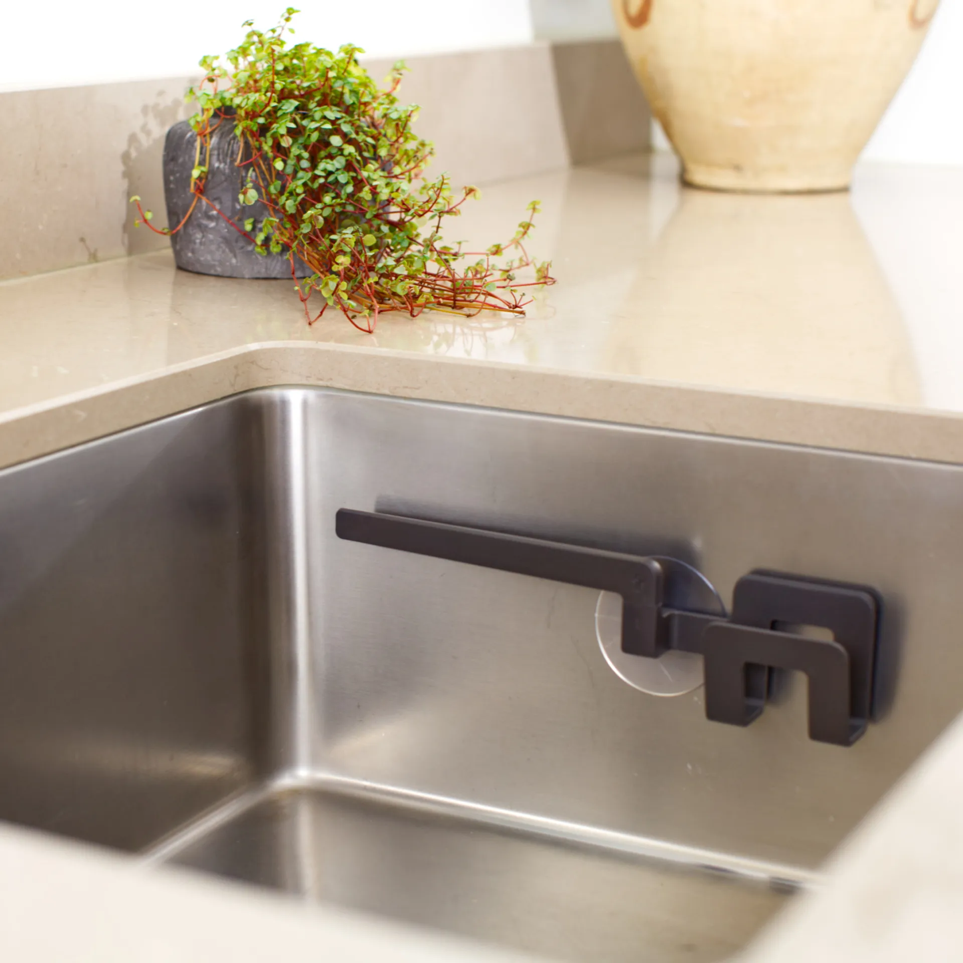 Uchwyt na ściereczkę do naczyń z przyssawką, Grafitowy szary Bosign