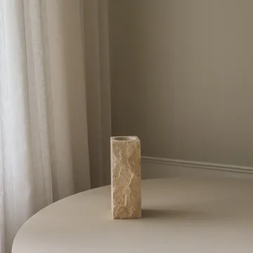 Marmurowy wazon Limestone Edge - Small, 25 cm - Botané