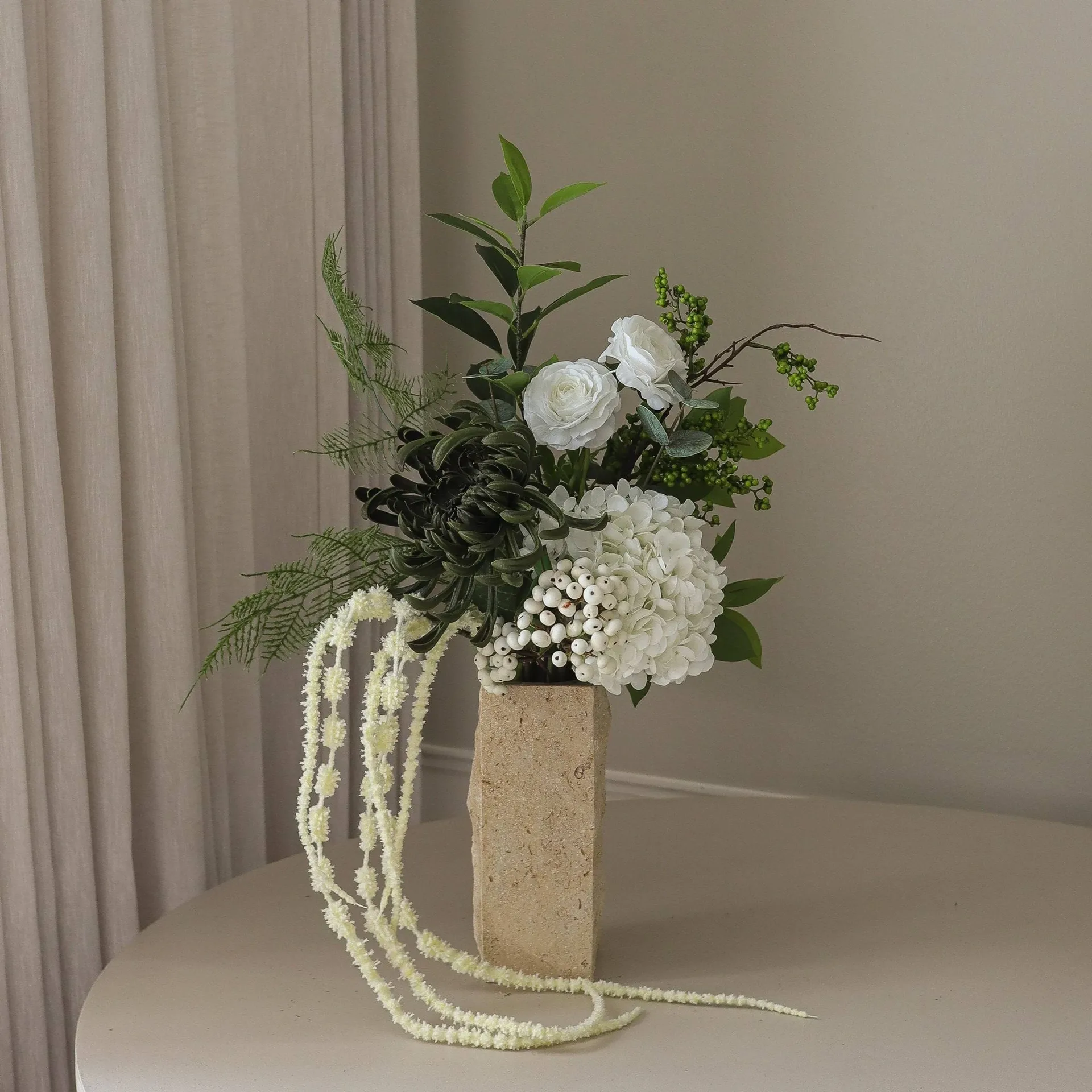 Sztuczny bukiet Green Veil, Jaskier, hortensja, amarantus, 85 cm Botané