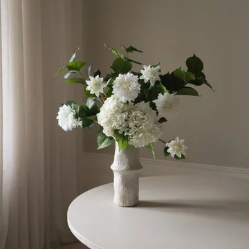 Sztuczny bukiet Soft Serve - Hortensja-dalia, 8 szt. - Botané