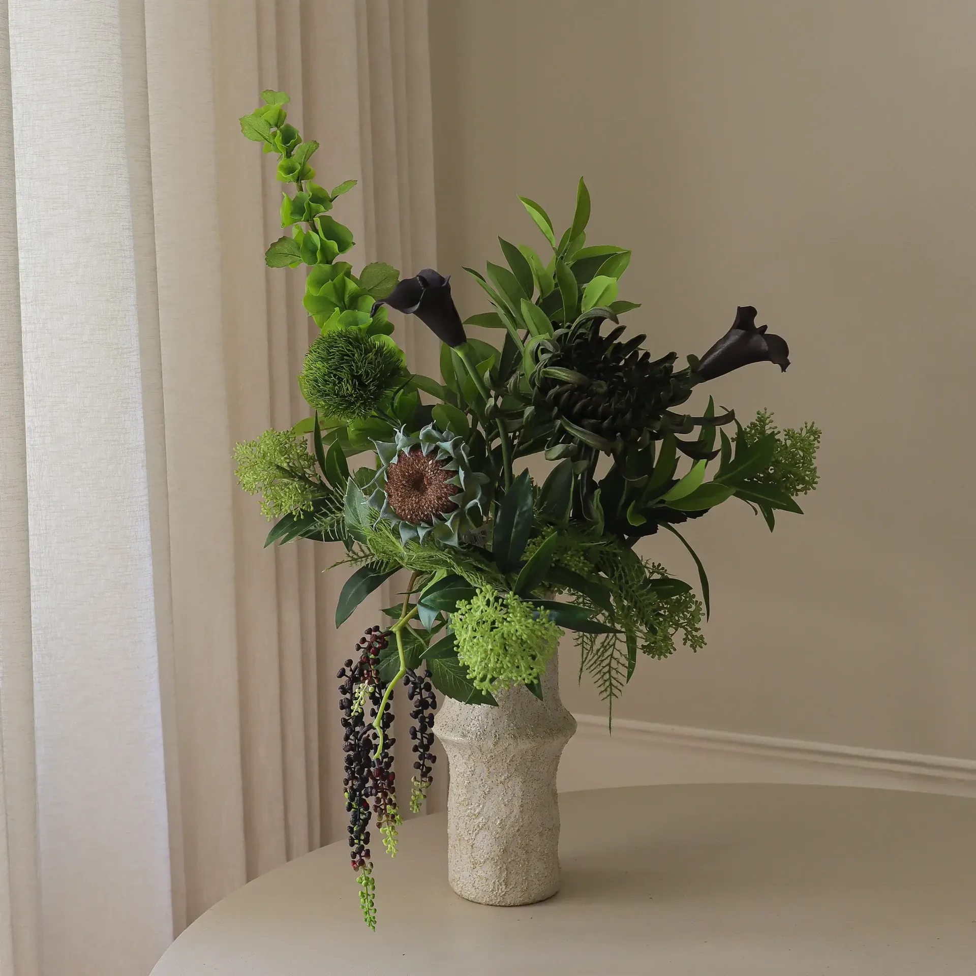 Sztuczny bukiet Verdant Noir, Kalia–chryzantema igiełkowa–słonecznik jesienny, 92 cm, 13 szt. Botané