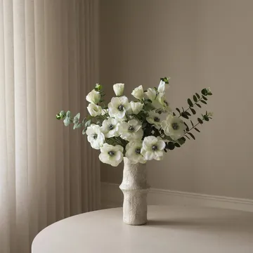 Sztuczny bukiet White Satin - Anemon-eukaliptus, 9 szt. - Botané