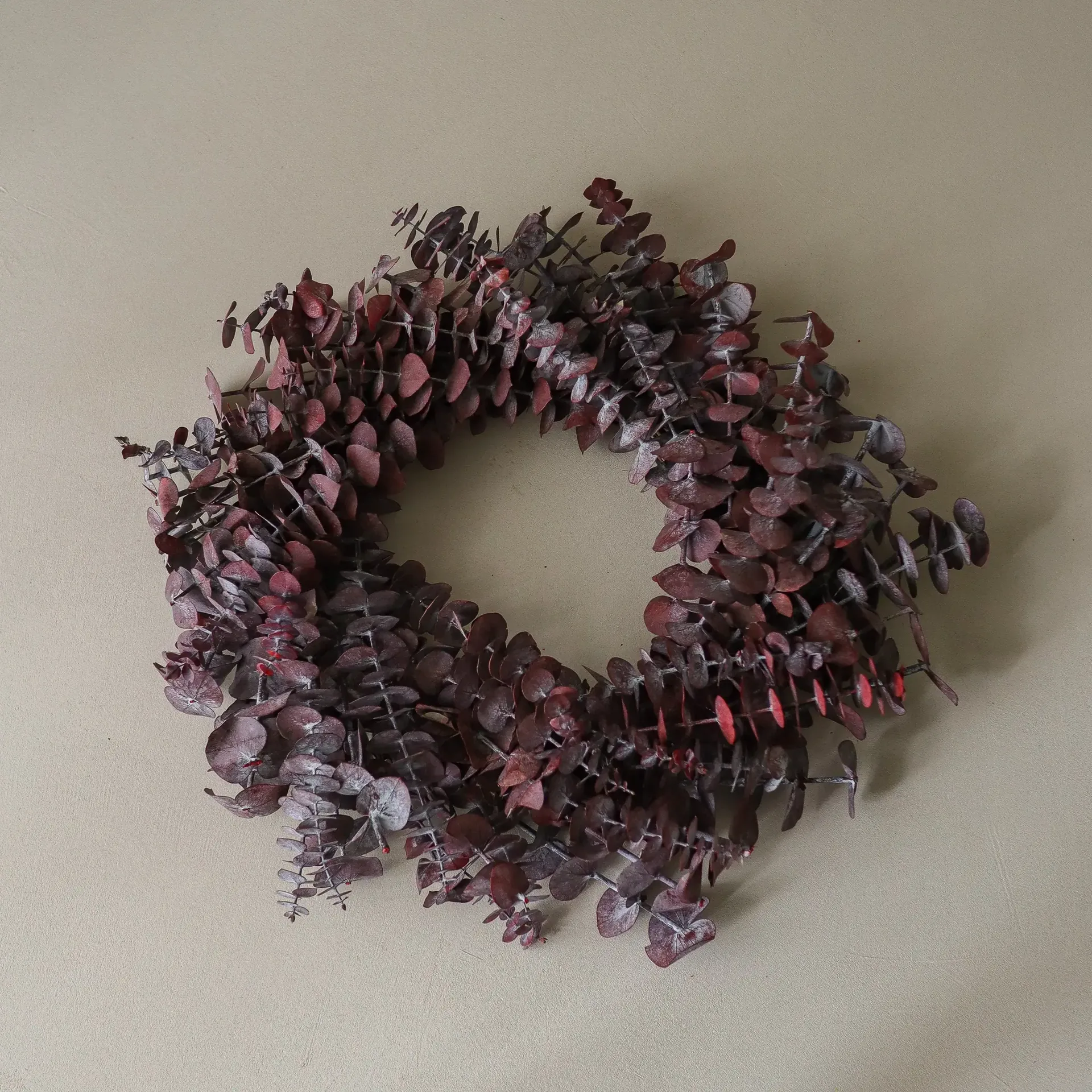Wianek Eucalyptus Wreath, Dark red, Ø40 cm Botané