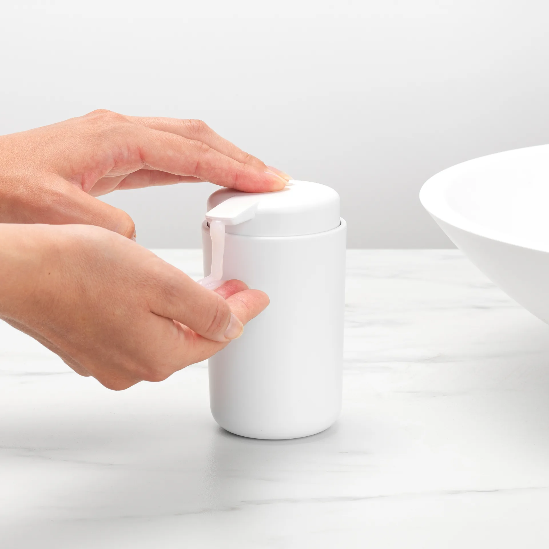 Dozownik mydła Brabantia Renew 14 cm, Biały Brabantia