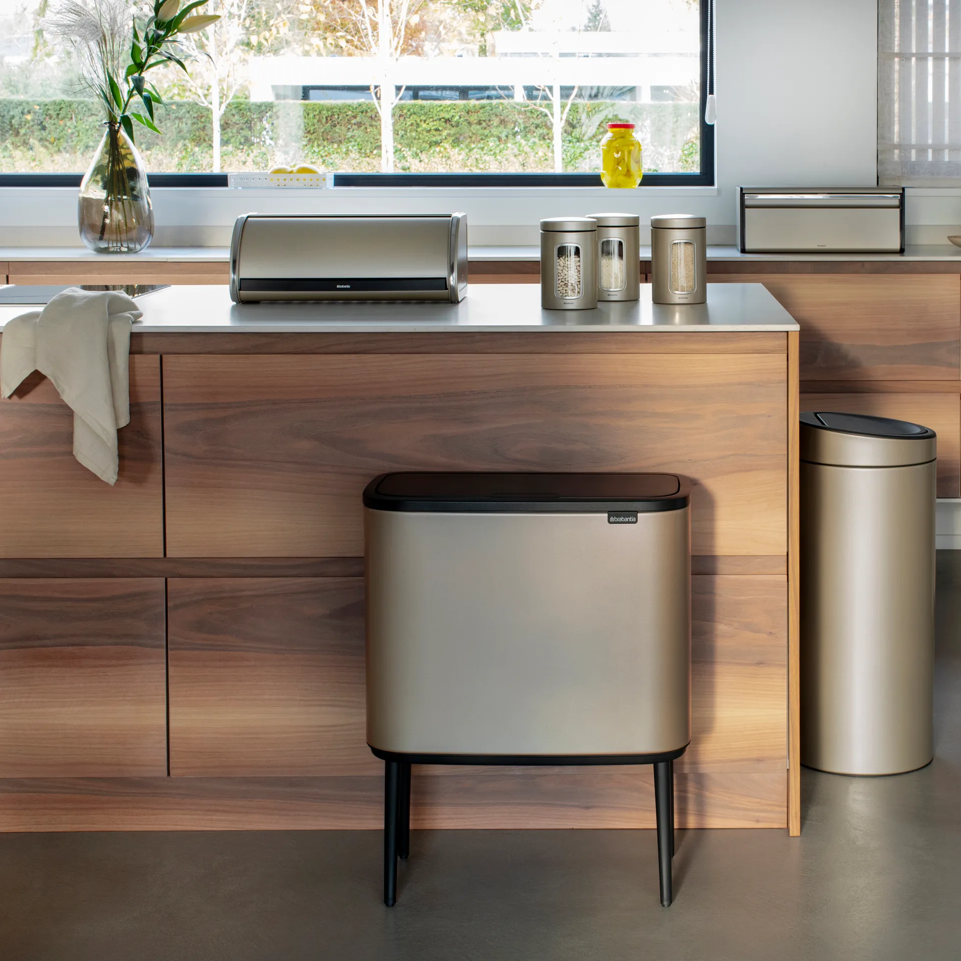 Kosz Bo Touch Bin 36 l, Metallic Gold Brabantia