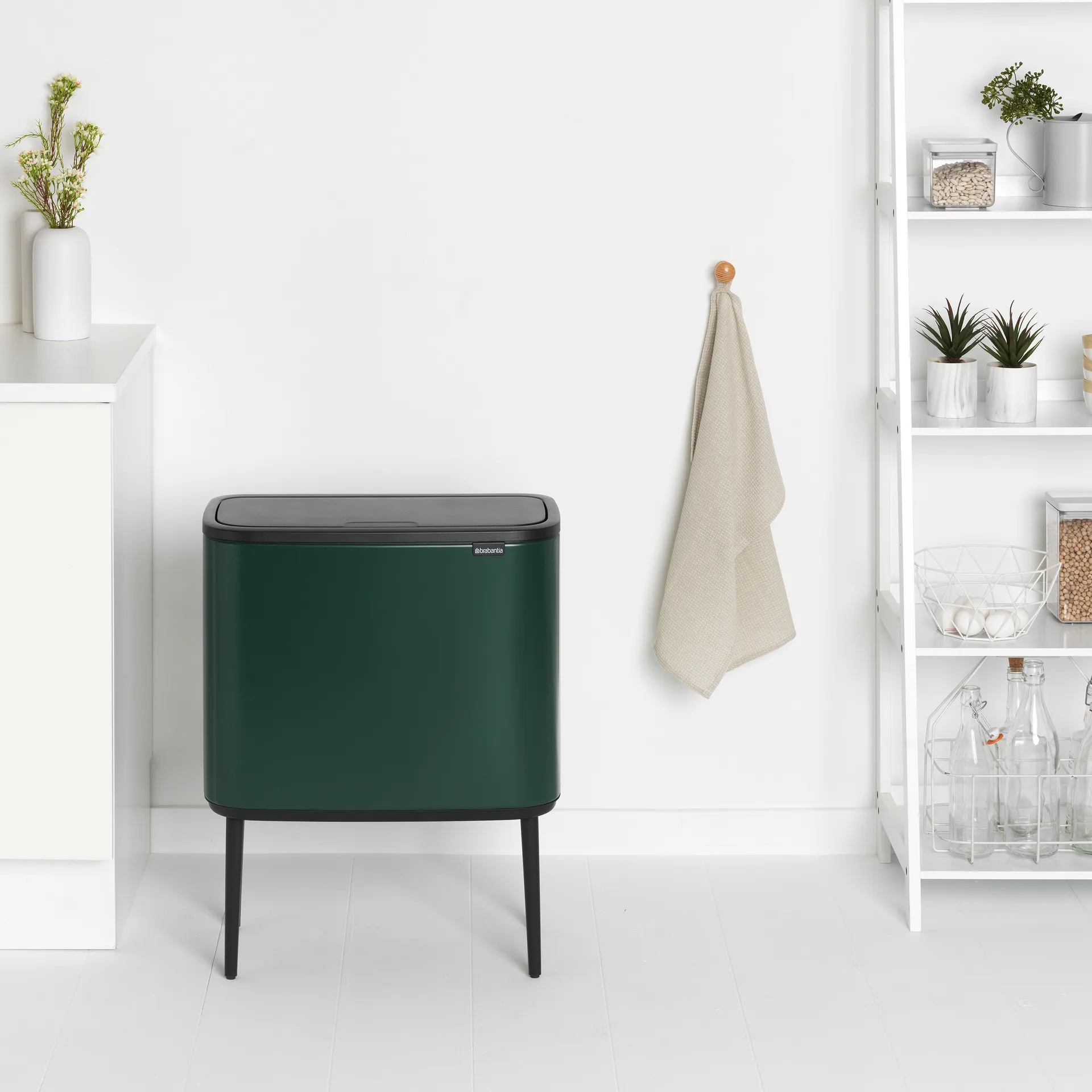 Kosz Bo Touch Bin 36 l, Pine green Brabantia