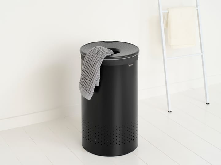 Kosz na pranie Brabantia z plastikową pokrywką 60 L, Czarny matowy Brabantia