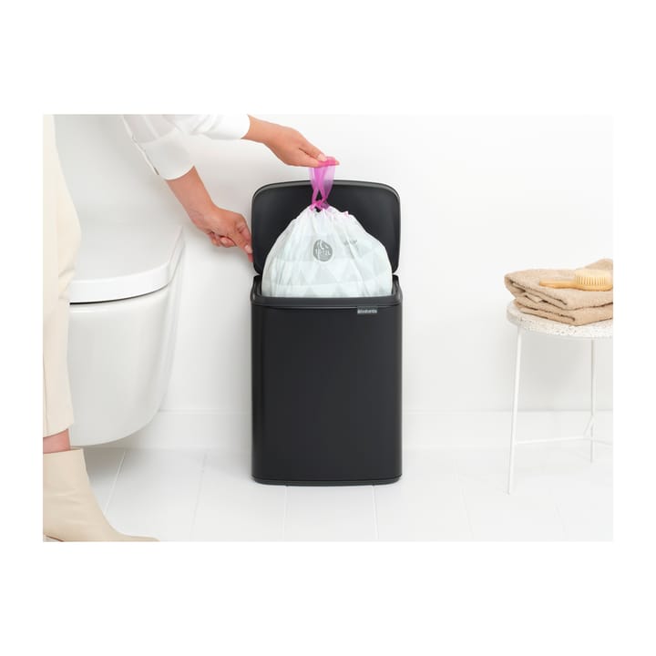 Kosz na śmieci Bo 12 L, Matte black Brabantia