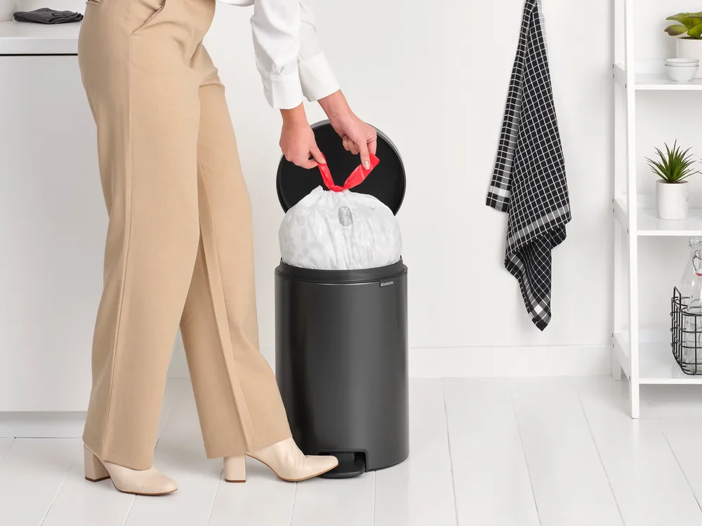 Kosz na śmieci New Icon 20 l, Confident Grey Brabantia