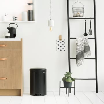 Kosz na śmieci New Icon 20 l - matt black (czarny) - Brabantia