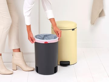 Kosz na śmieci New Icon 20 l - Mellow Yellow - Brabantia