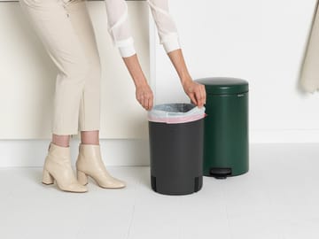 Kosz na śmieci New Icon 20 l - Pine green - Brabantia