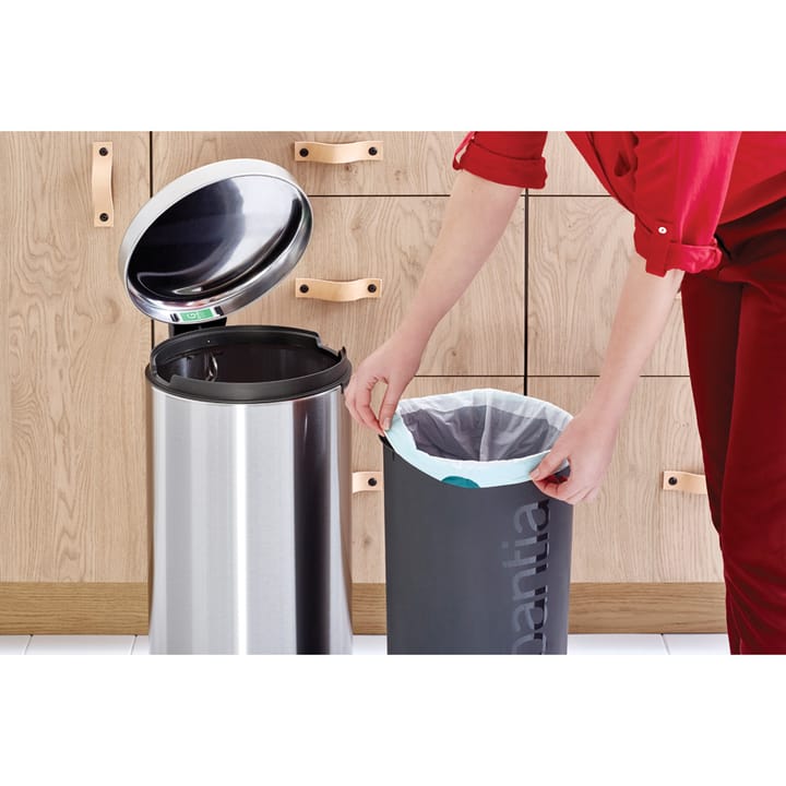 Kosz na śmieci New Icon 30 l, Matt steel fingerprint proof Brabantia