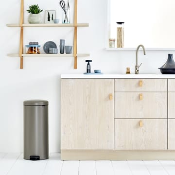 Kosz na śmieci New Icon 30 l - platinum - Brabantia