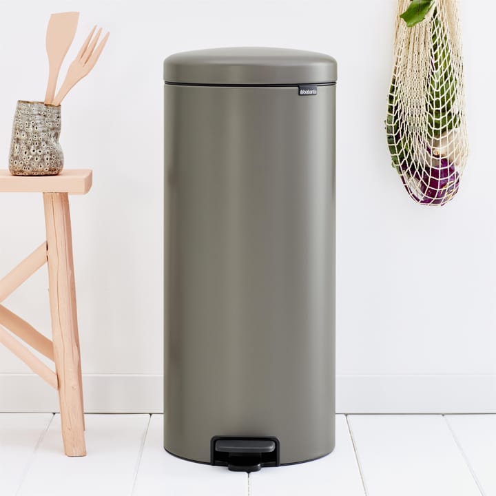 Kosz na śmieci New Icon 30 l - platinum - Brabantia