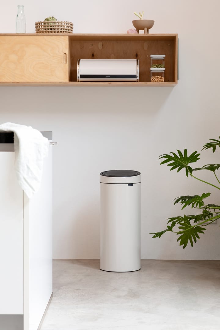 Kosz na śmieci Touch Bin 30 L, Soft beige Brabantia
