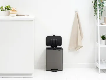 Kosz pedałowy  Bo 12 l - Platinum - Brabantia