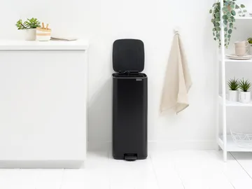 Kosz pedałowy  Bo 30 l - Matt Black - Brabantia