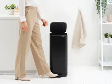 Kosz pedałowy  Bo 30 l - Matt Black - Brabantia