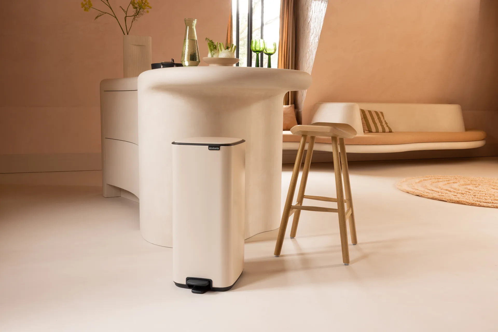 Kosz pedałowy  Bo 30 l, Soft Beige Brabantia