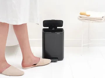 Kosz pedałowy  Bo 4 l - Matt Black - Brabantia