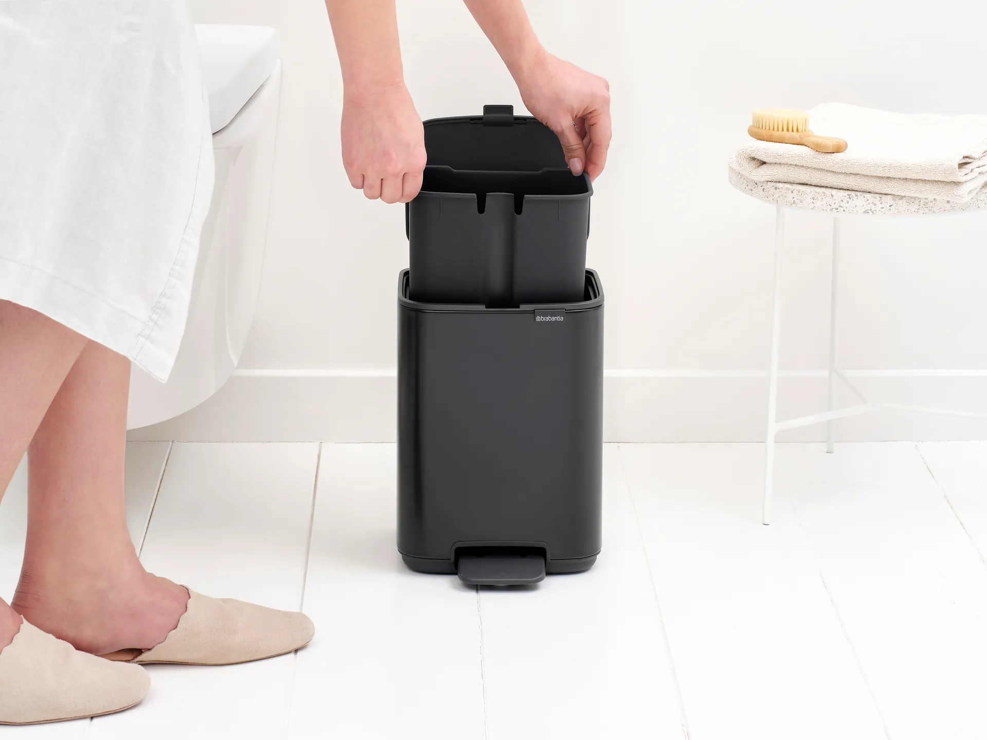Kosz pedałowy  Bo 4 l, Matt Black Brabantia