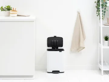 Kosz z pedałem Bo 12 l - White - Brabantia