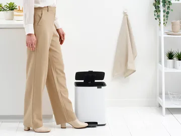 Kosz z pedałem Bo 12 l - White - Brabantia