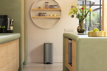 Kosz z pedałem Bo 30 l - Platinum - Brabantia