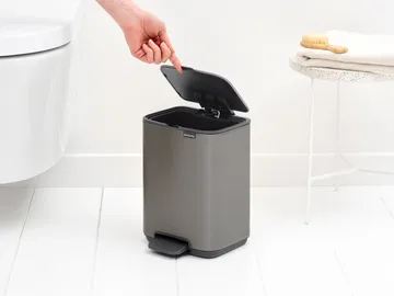 Kosz z pedałem Bo 4 l - Platinum - Brabantia