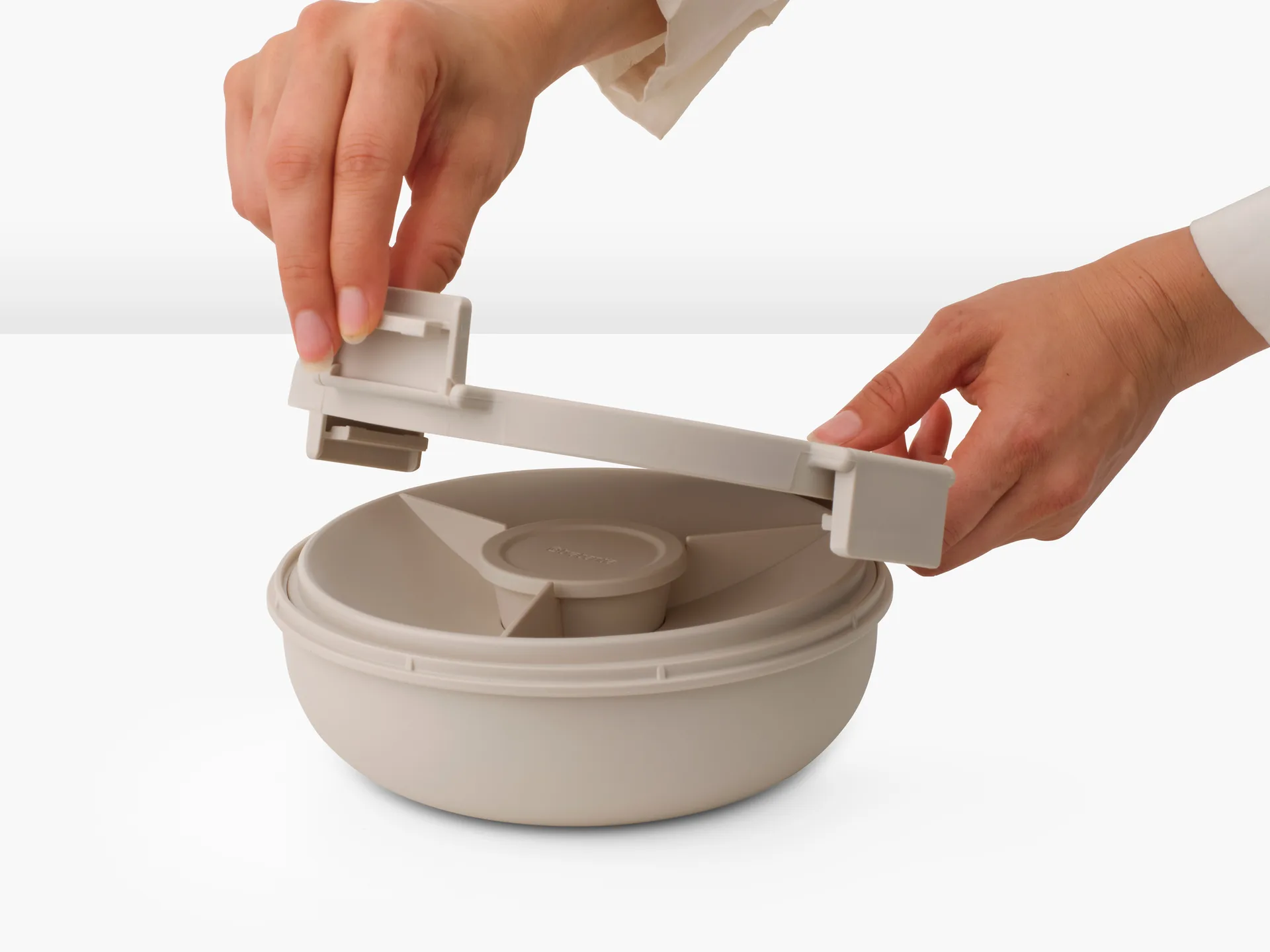 Miska na sałatki Make & Take 1,3 L, Soft Beige Brabantia