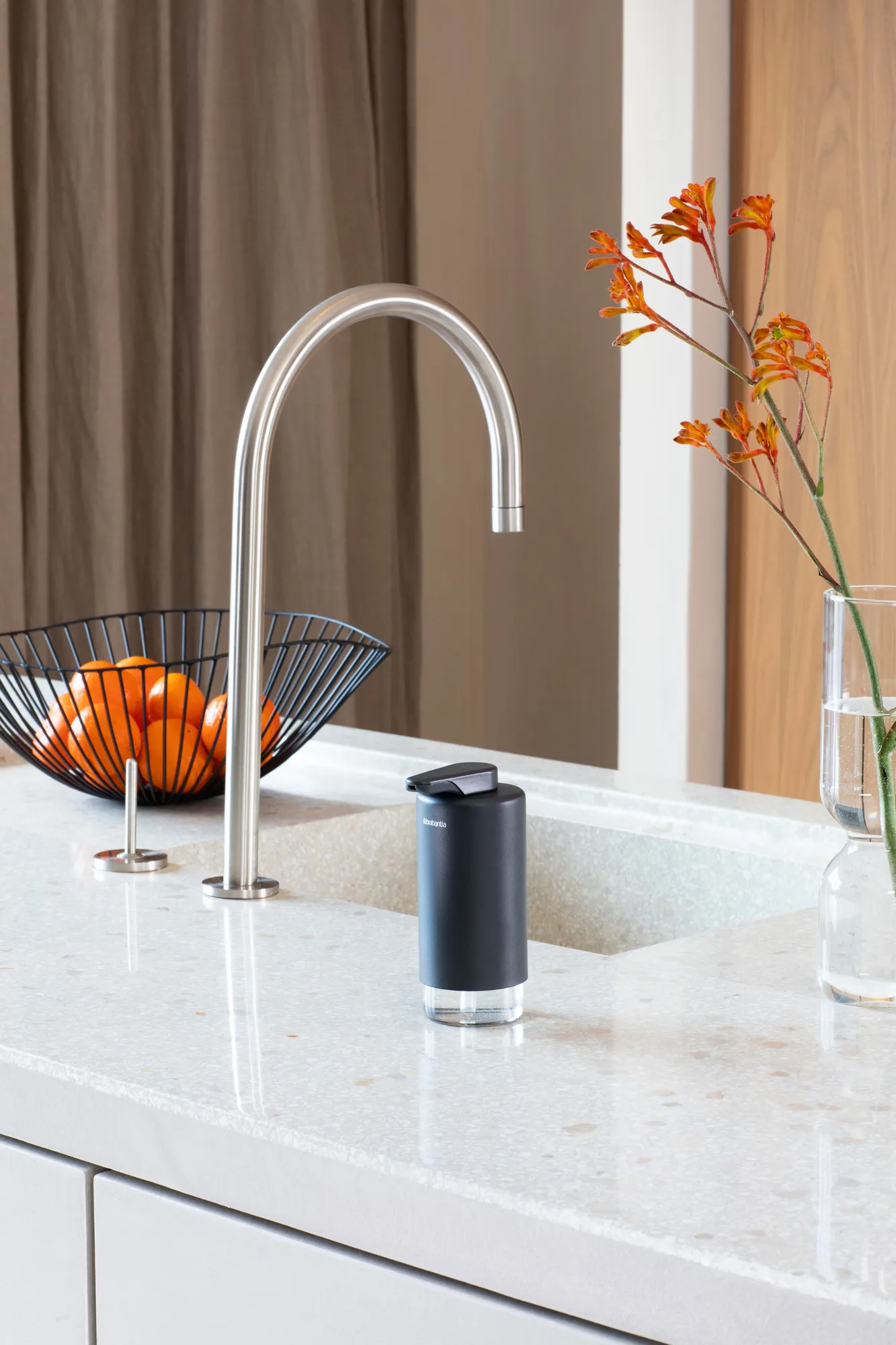 SinkStyle pompka do mydła, Mineral Infinite Grey Brabantia