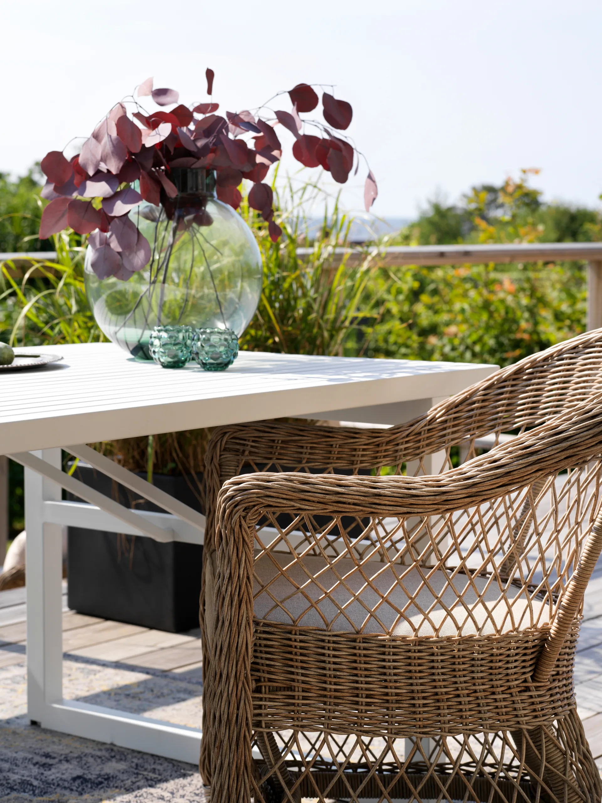 Fotel Kamomill z poduszką na siedzisko i oparcie, Beżowy-piasek Brafab