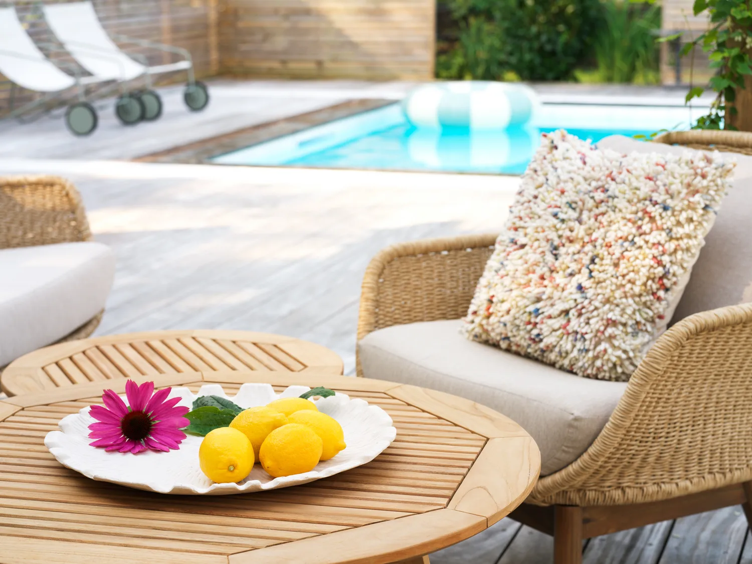 Fotel Lily, Twist straw-plush wheat Brafab