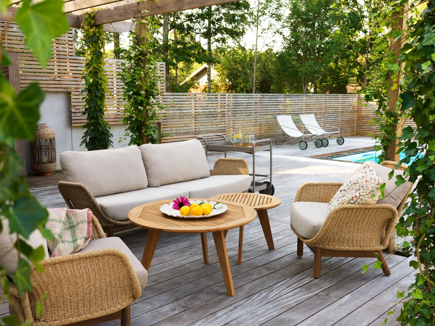 Fotel Lily, Twist straw-plush wheat Brafab