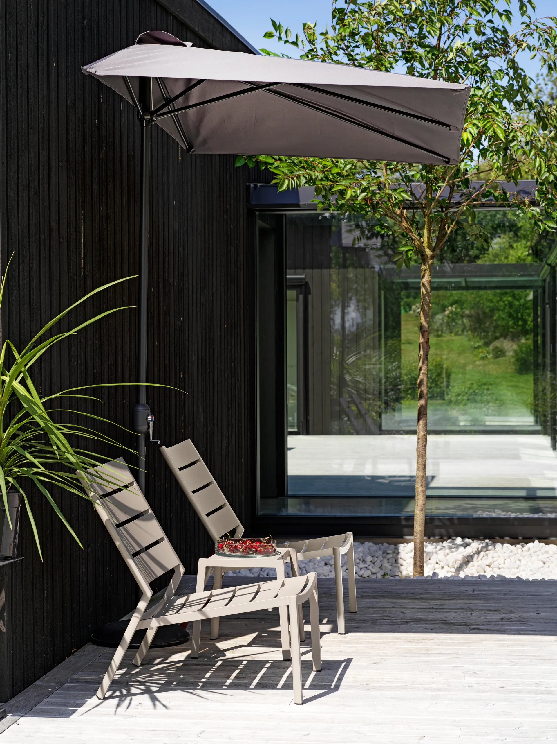 Fotel lounge Delia, Dusty green Brafab