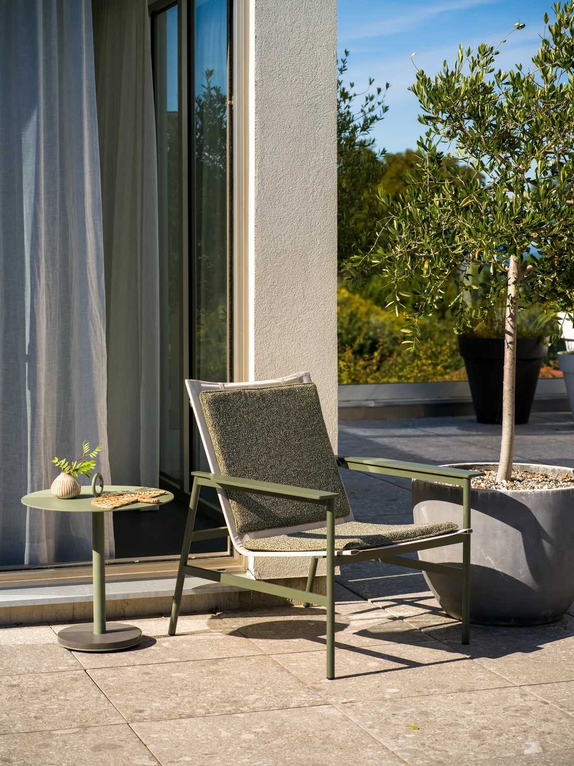 Fotel lounge Soro, Nordic green-teddy verde Brafab