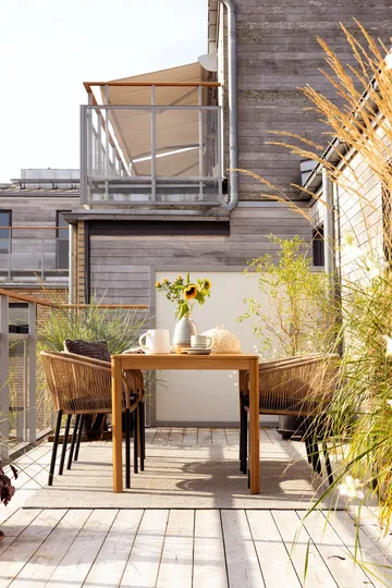 Krzesło z podłokietnikami Delta  - Czarny-naturalny - Brafab