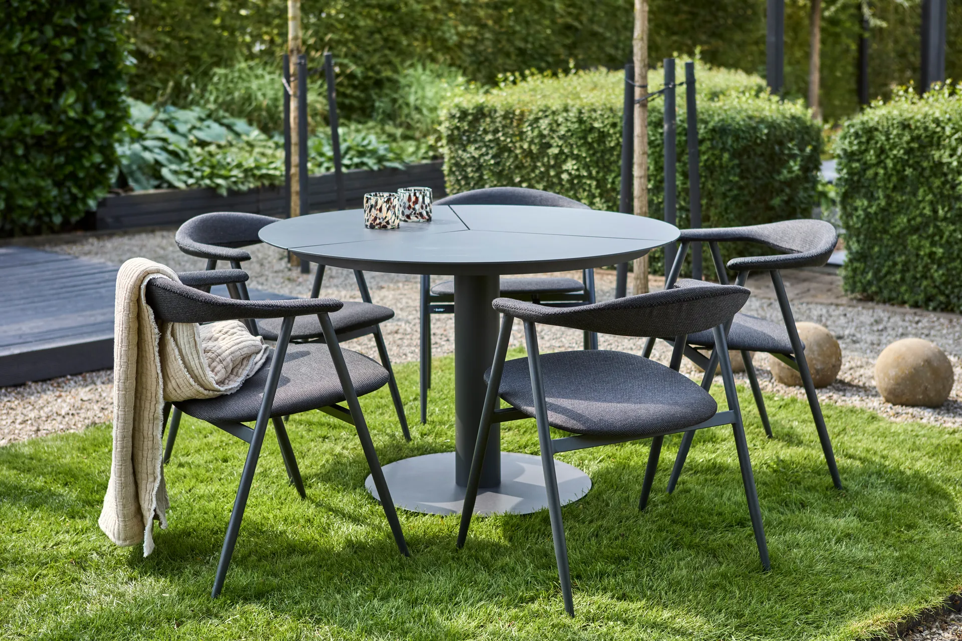 Peace stół do jadalni Ø110 cm Anthracite,  Brafab
