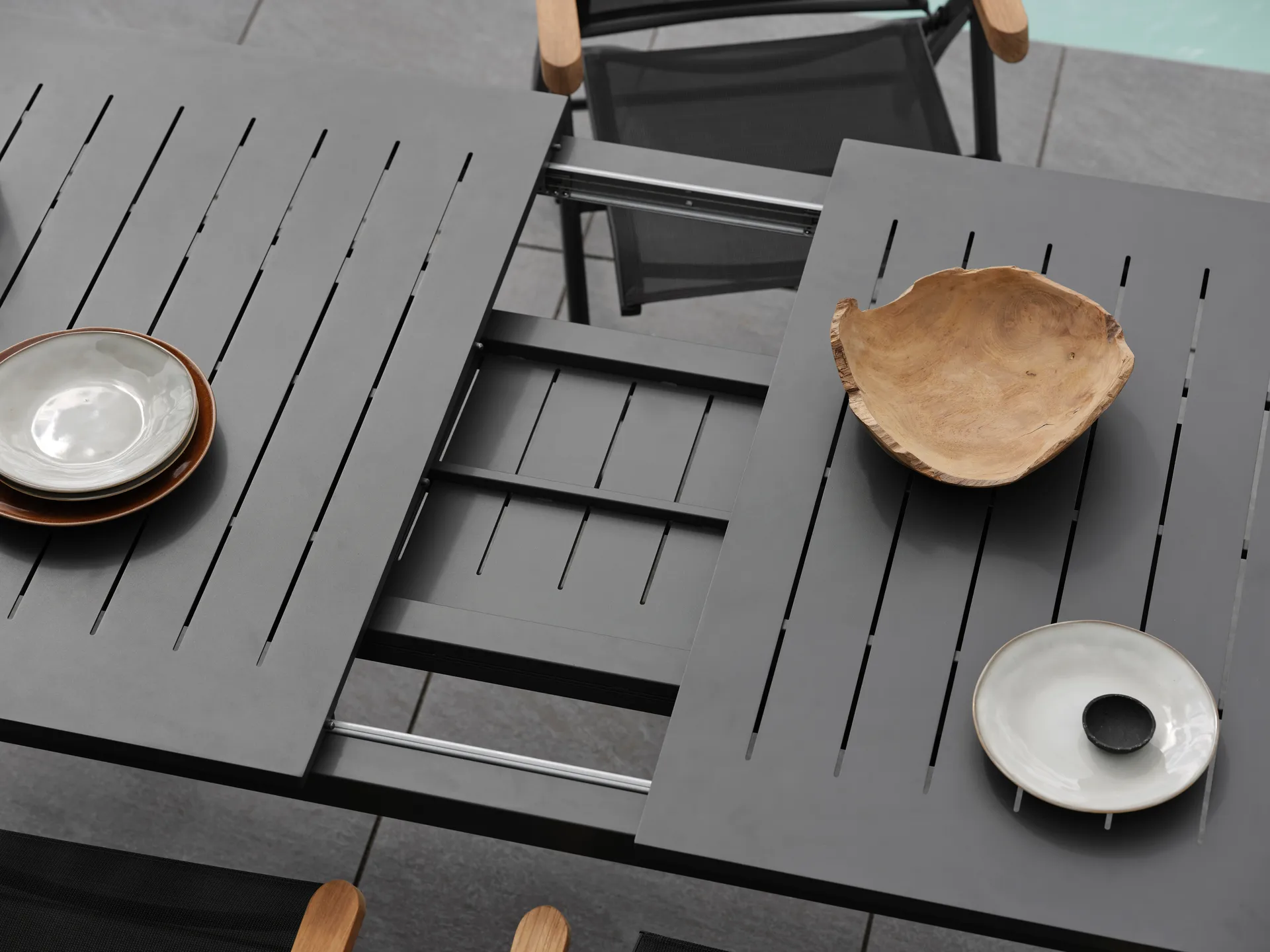 Rozkładany stół jadalniany Lomma, Anthracite 194-312 cm Brafab