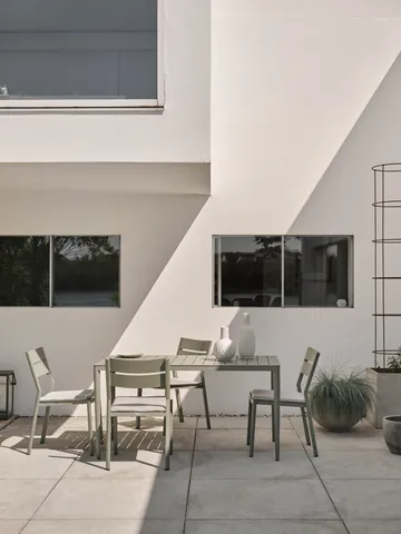 Stół jadalniany Bigby - Dusty green, 144x76 cm - Brafab